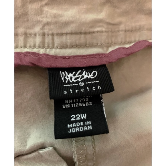 MOSSIMO STRETCH Sz 22W Clay Color Stretch Cargo Style Capri - Picture 7 of 9